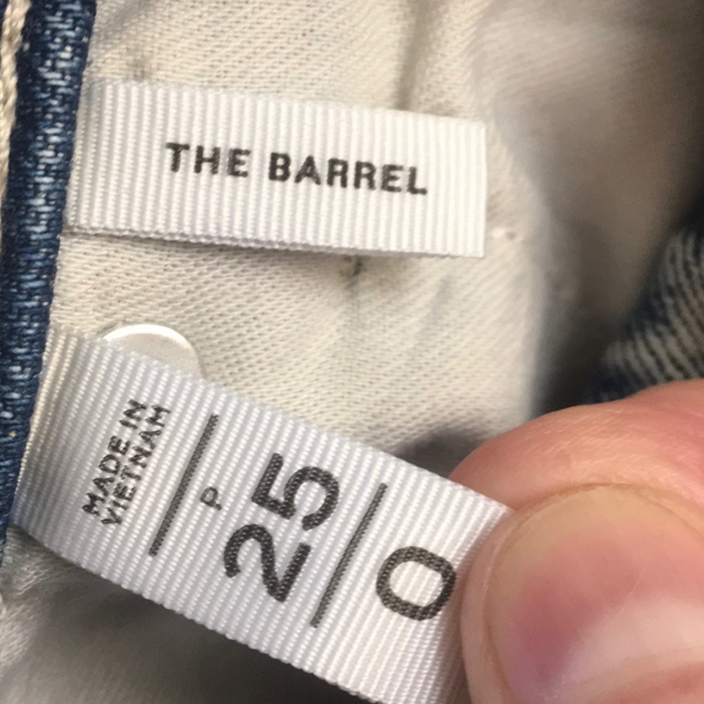 LOFT/SEQUIN EMBELLISHED HIGH RISE BARREL JEANS IN VINTAGE lIGHT INDIGO WASH/NEW - Picture 13 of 14